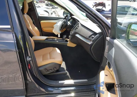 2017 Volvo Xc90 T5 Momentum from USA, damaged, VIN YV4102KK3H1156521